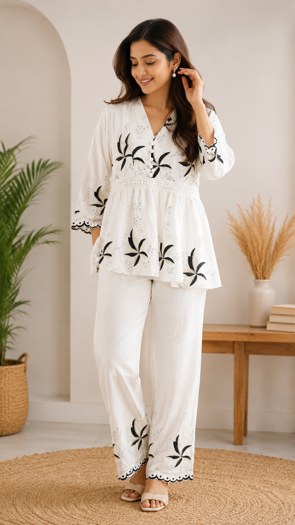 Classic Black Bloom Cord Set